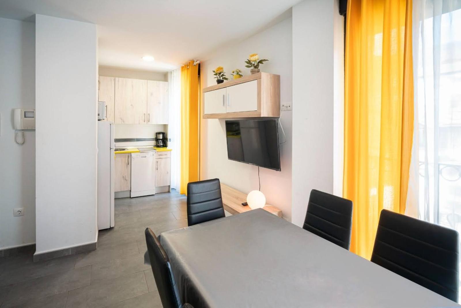 Apartamentos La Plazuela 巴尼奥斯德蒙特迈奥尔 外观 照片